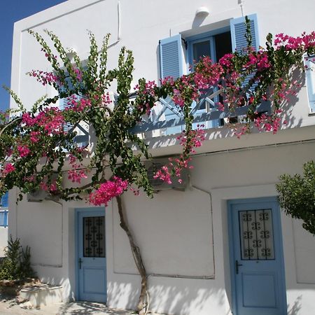 Hotel Mantalena Antiparos Town Екстериор снимка