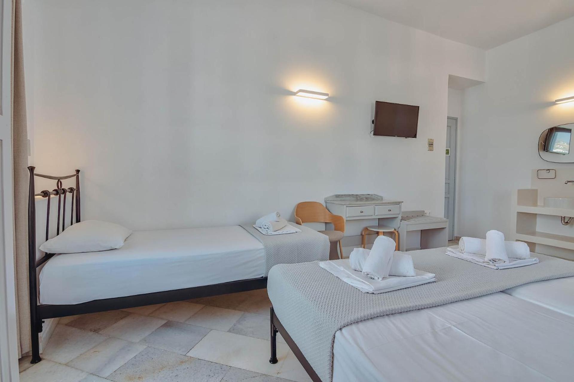 Hotel Mantalena Antiparos Town Екстериор снимка