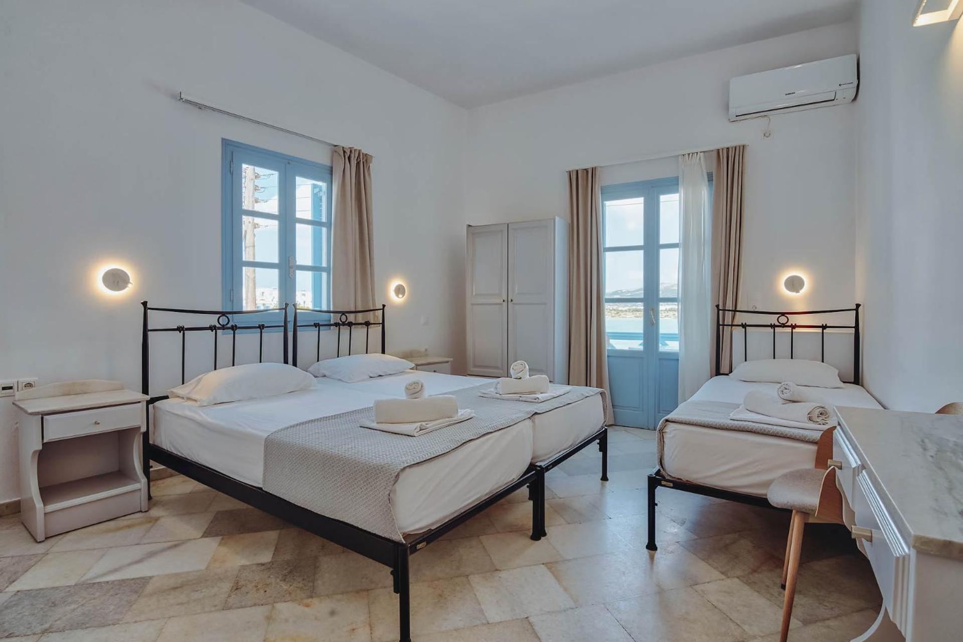 Hotel Mantalena Antiparos Town Екстериор снимка