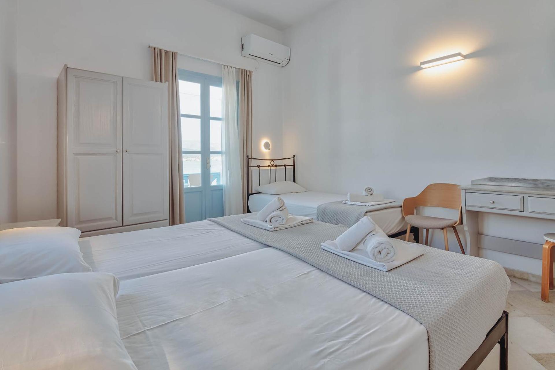 Hotel Mantalena Antiparos Town Екстериор снимка