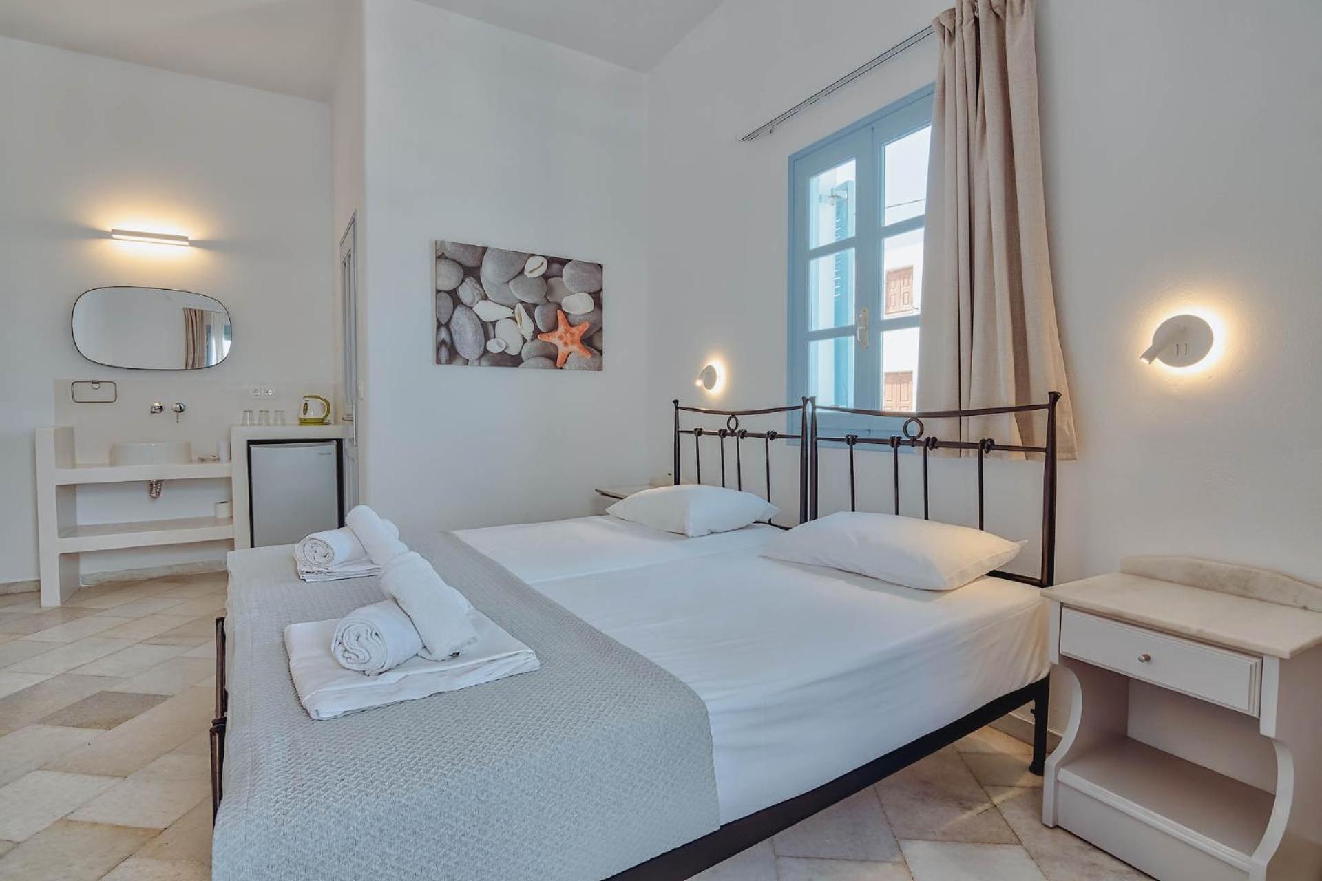 Hotel Mantalena Antiparos Town Екстериор снимка