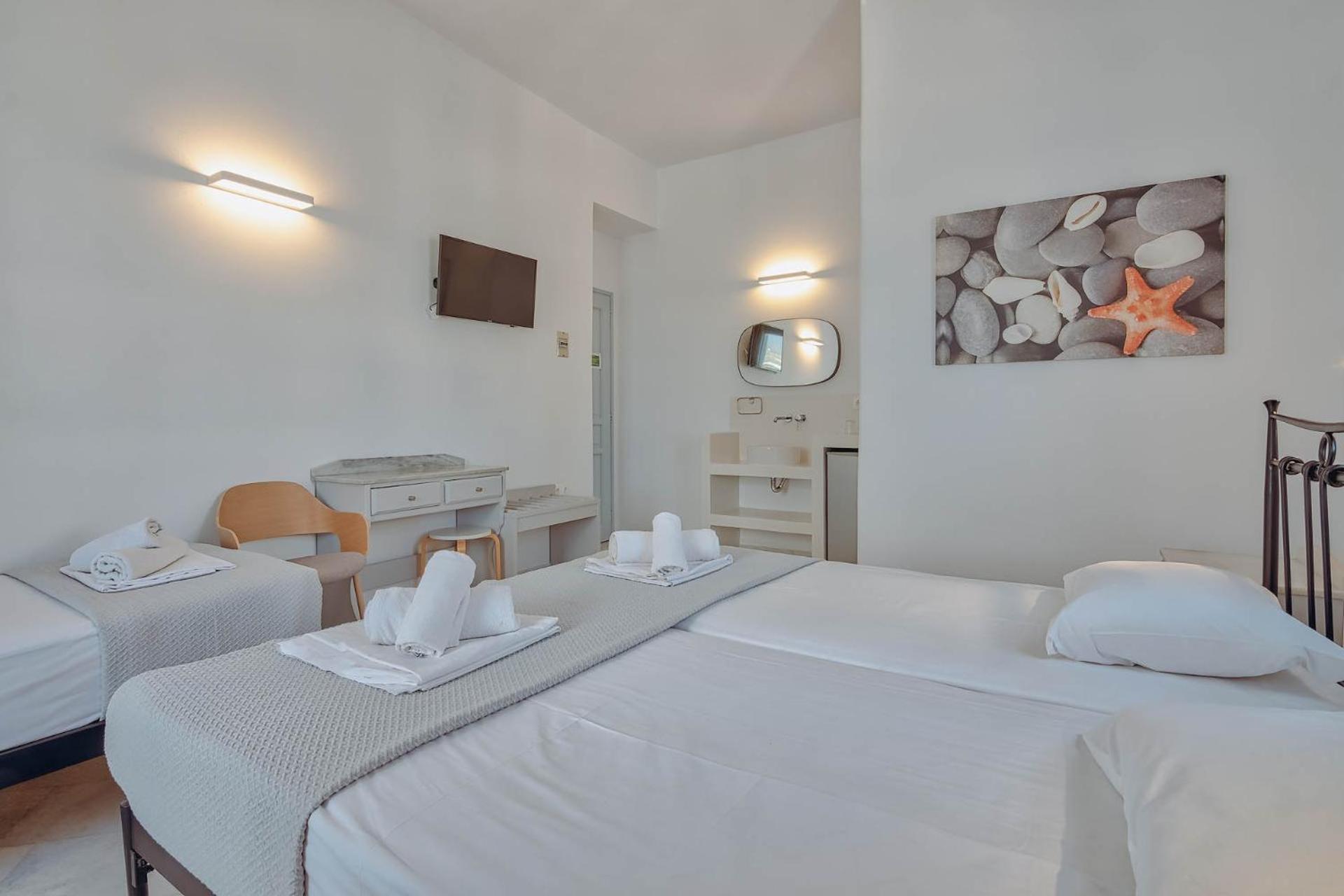 Hotel Mantalena Antiparos Town Екстериор снимка
