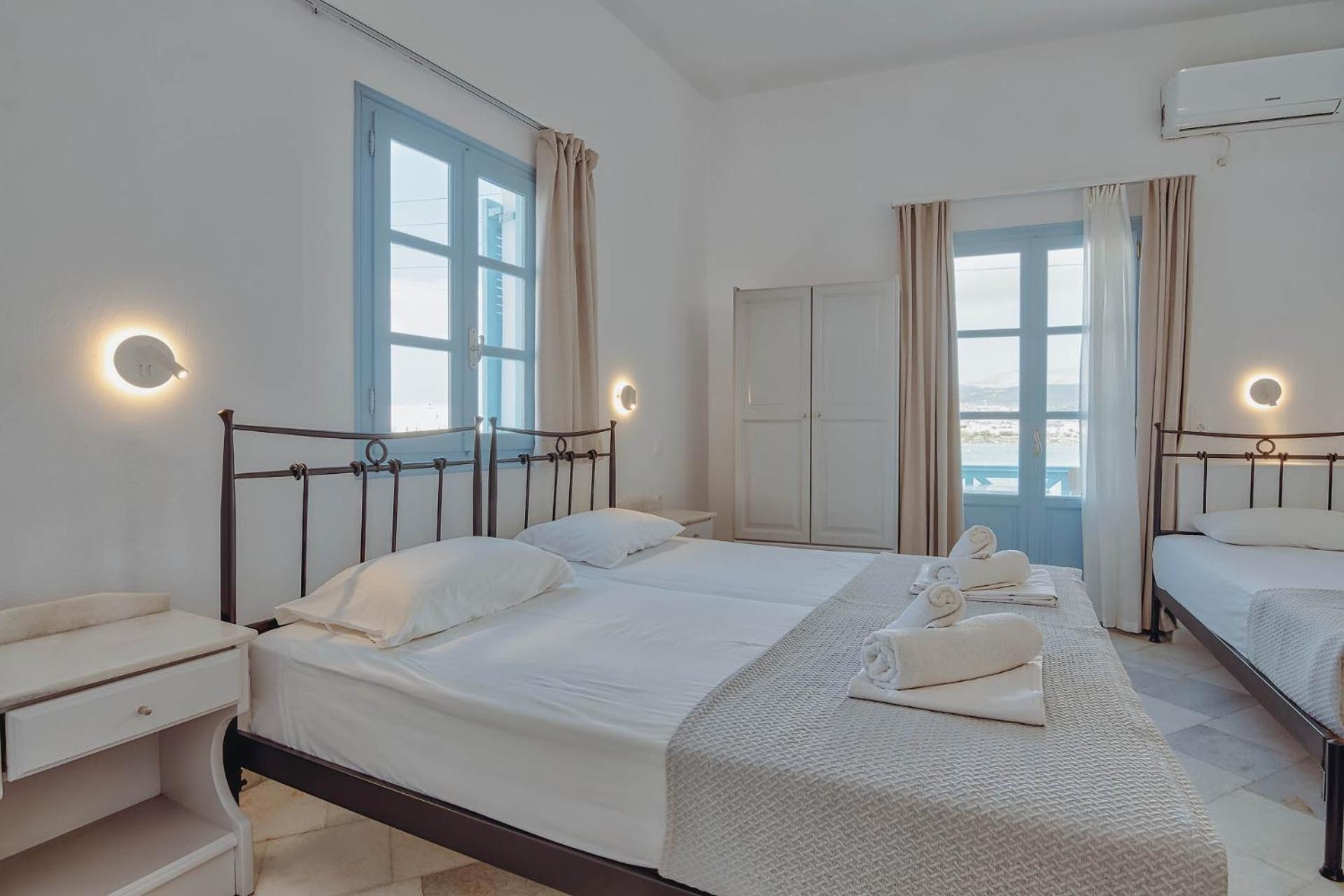 Hotel Mantalena Antiparos Town Екстериор снимка