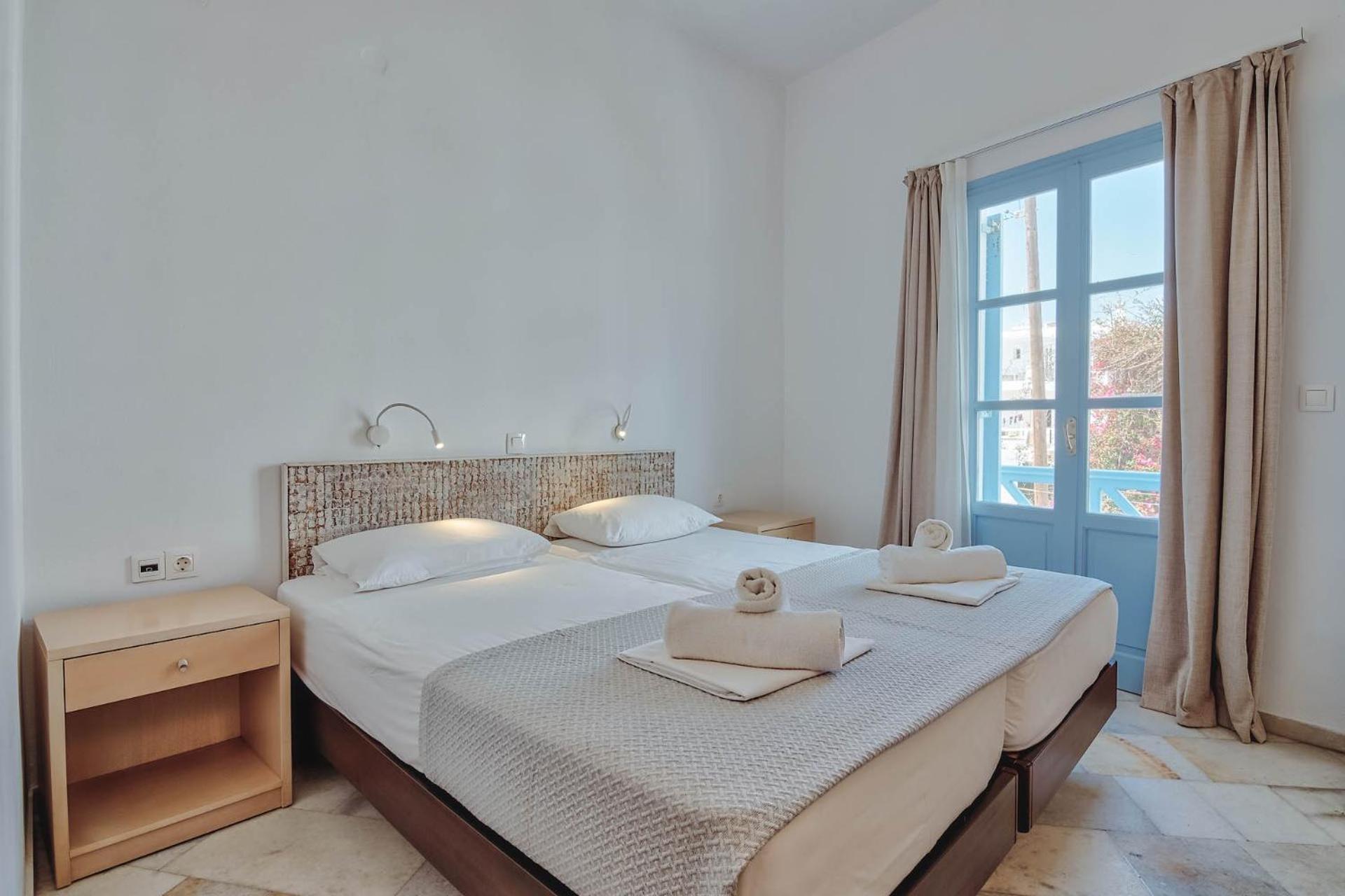 Hotel Mantalena Antiparos Town Екстериор снимка