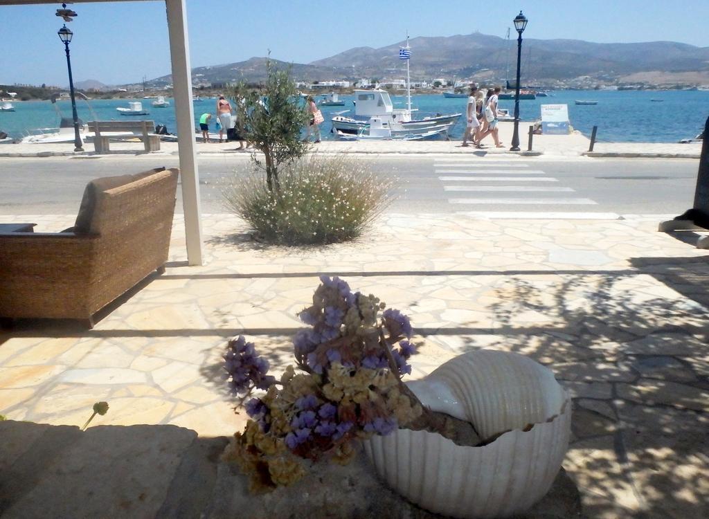 Hotel Mantalena Antiparos Town Екстериор снимка
